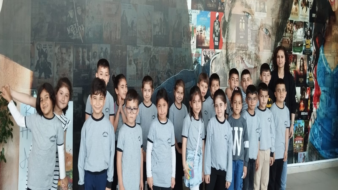 1/B Sınıfı Sinemada